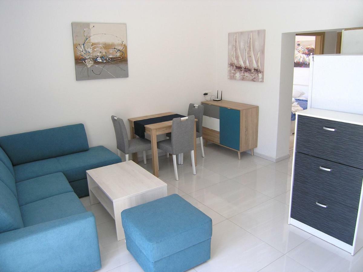 Apartments Sokolovic Krk Town Exterior foto